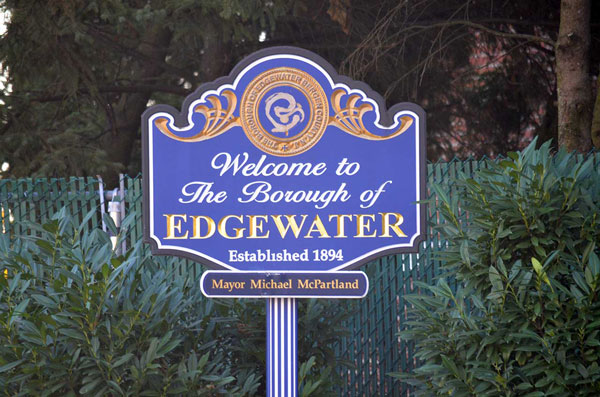 Dealership near me in Edgewater NJ - used Cars for sale